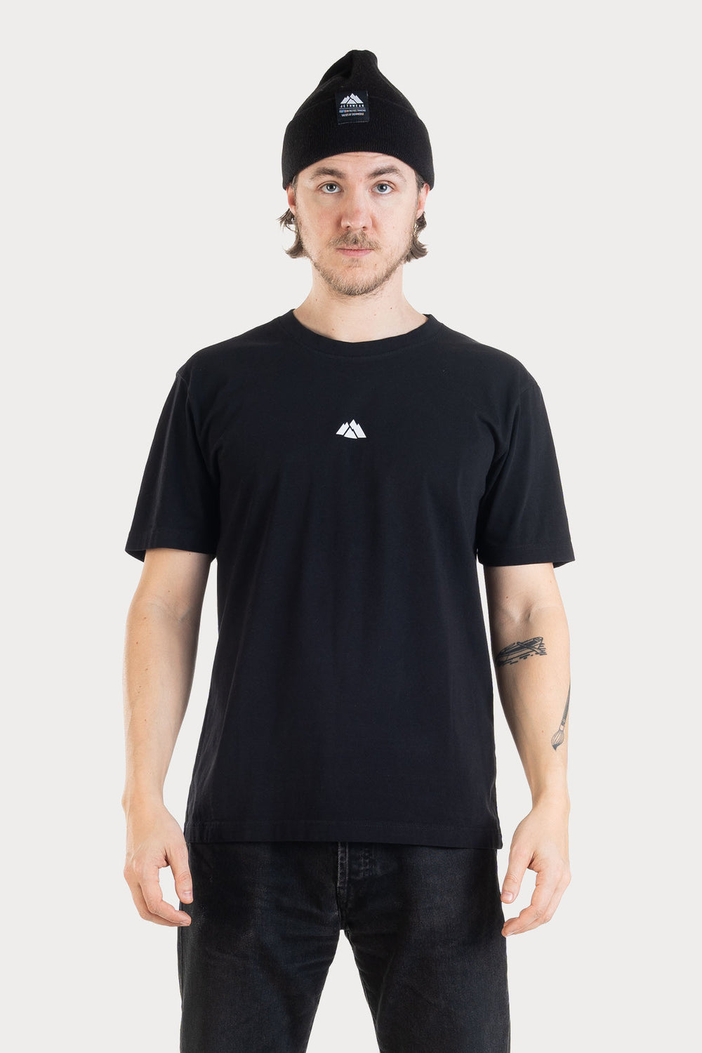 Jethwear T-shirt "Rooted" - Svart